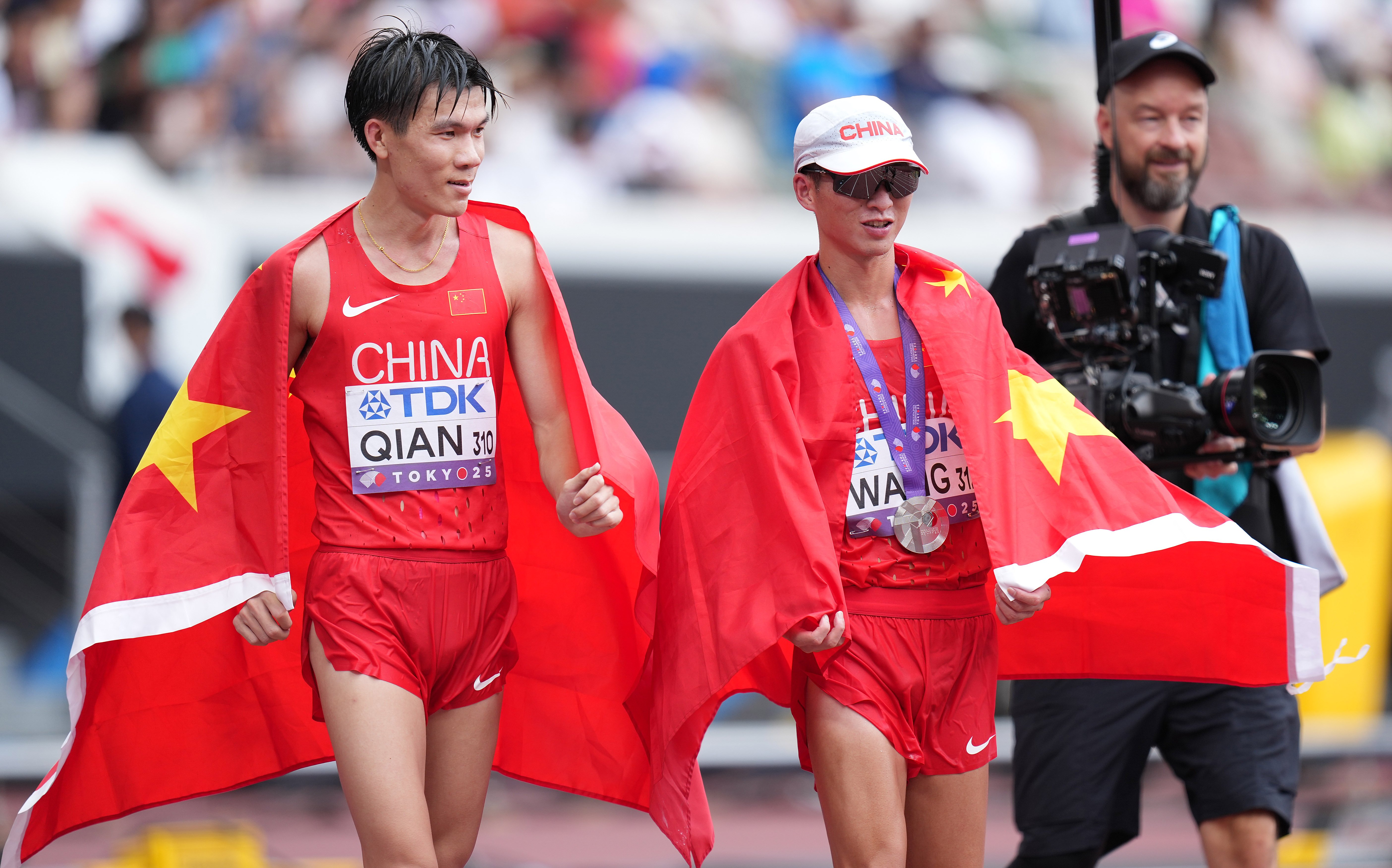 九游娱乐网页-田径赛场冠军争夺,速度之争