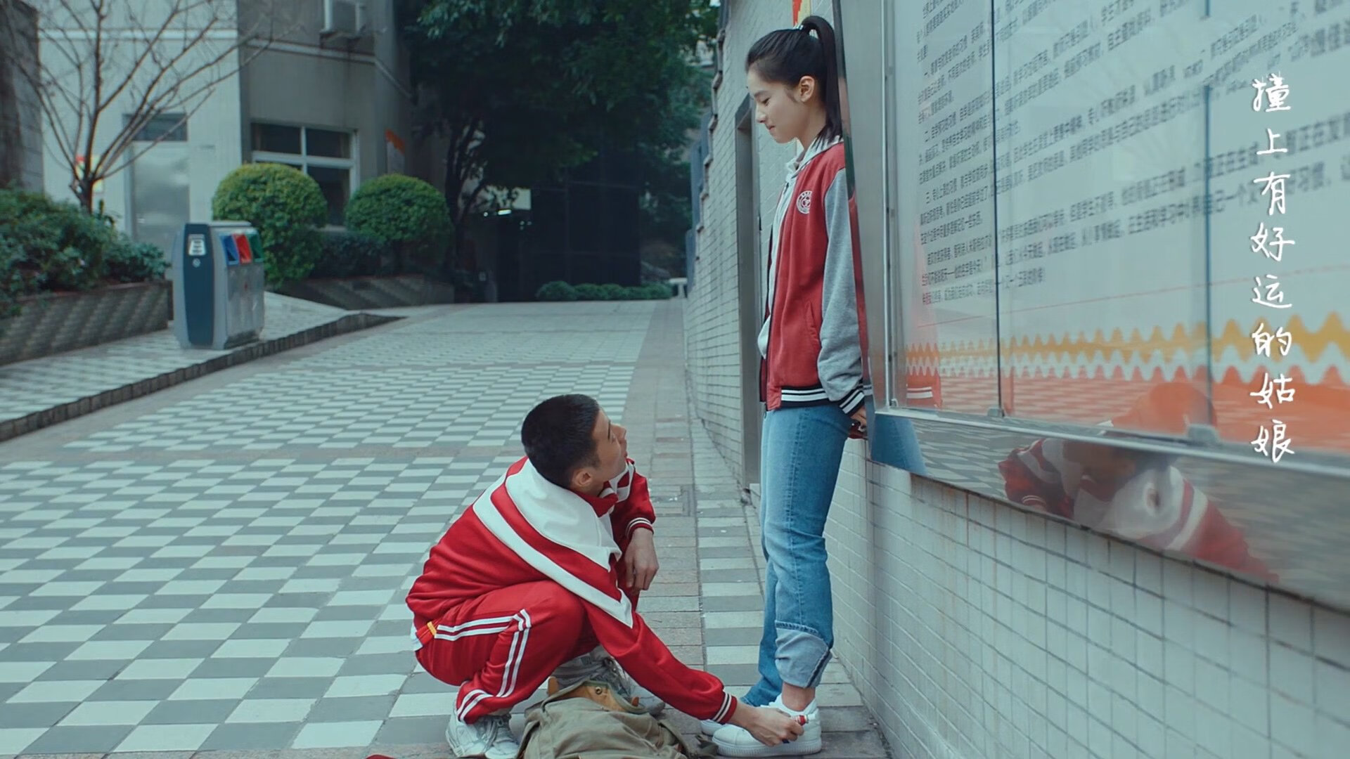 九游体育官方入口-NBA季后赛之夜，斯通斯完成自我救赎，从质疑到掌声的逆袭之路