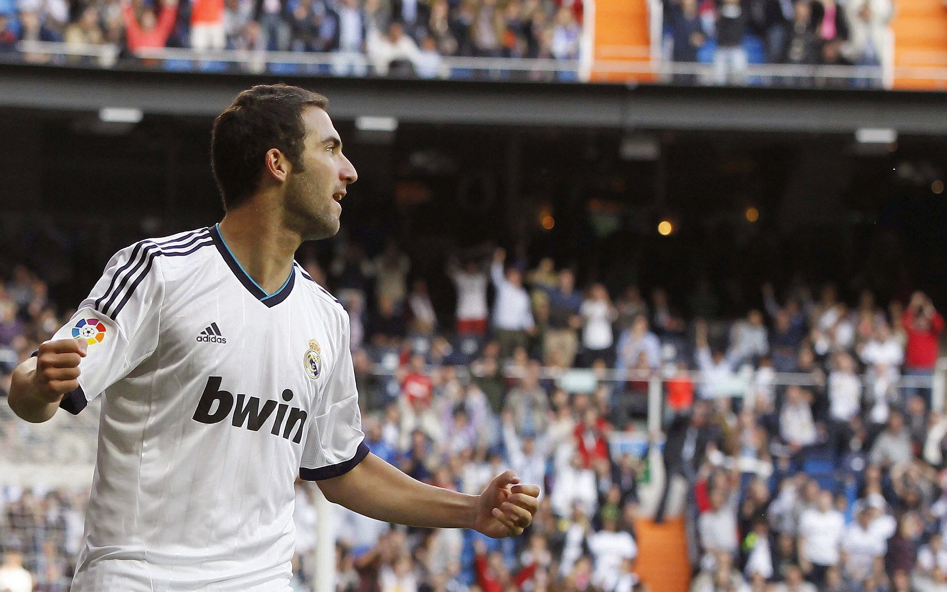 九游体育-北欧铁骑破坚冰，天使之翼定乾坤—迪马利亚年度焦点战封神记